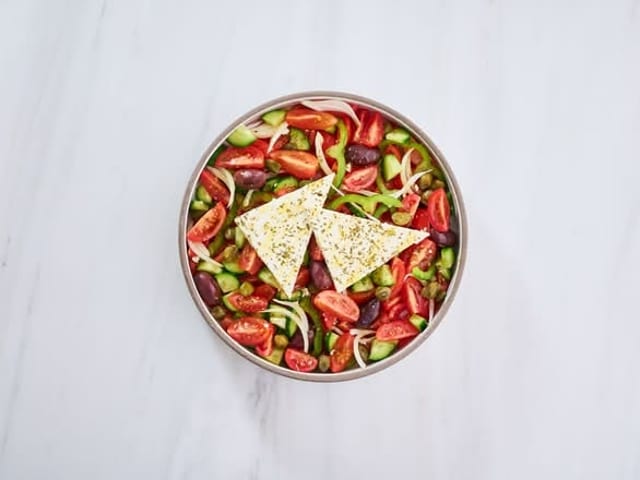 Authentic Greek Salad (Horiatiki).